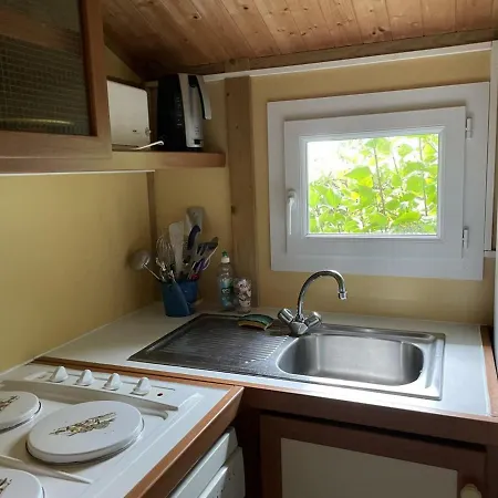 Chouvigny, 3 Pièces, 5 Personnes - Fr-1-489-350 Hébergement de vacances Chouvigny