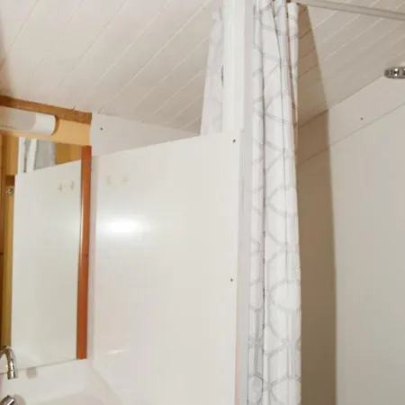 Hébergement de vacances Chouvigny, 3 Pièces, 5 Personnes - Fr-1-489-350 *